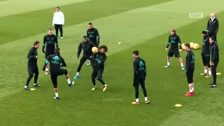 0:31 / 10:00 Funny Moments in Training #2 ● Marcelo, Mbappe, Neymar, Ronaldo