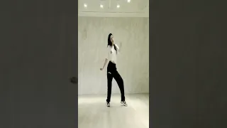 Weeekly Soeun Dancing "Shut Down" by BLACKPINK | 위클리 - 박소은 무용 "Shut Down" by 블랙핑크