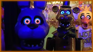 FNAF Puppet Show: Bonnie's First Video!