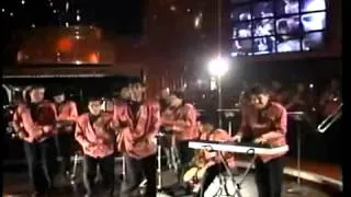 SALSA ORQUESTA LA SABROSURA Tu amigo o tu amante.