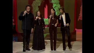Johnny Cash, June Carter Cash, Kris Kristofferson and Rita Coolidge - Christmas Time´s A-Comin´
