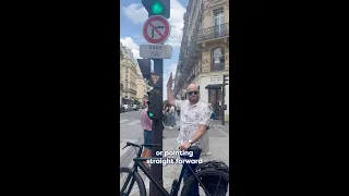 How to Bike in Paris