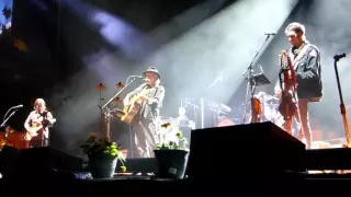 Neil Young and Promise of the Real - From Hank to Hendrix (Side by Side)