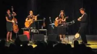 The Wailin' Jennys - "Heaven When We're Home"