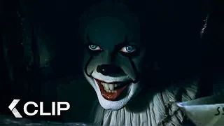 Georgie meets Pennywise Movie Clip - It (2017)