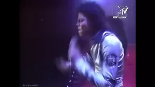 Michael Jackson - I Want You Back & The Love You Save - Live Bad Tour London 1988 - [HD]