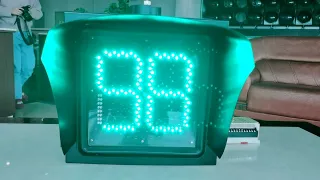 300mm square countdown timer in red green traffic light testing