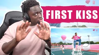 Yo Yo Honey Singh Ft  Ipsitaa - First Kiss | REACTION