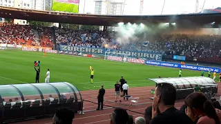 FC Zürich Fans feiern das 2-0 tor in der Zürcher Derby gegen Grasshoppers