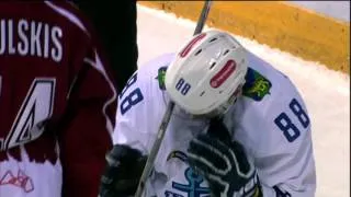 Stick stuck in Yaroslav Alshevsky helmet