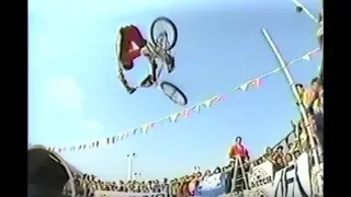 BMX's First High Air Contest! // Eddie Fiola, Mike Dominguez, & Brian Blyther // 1984