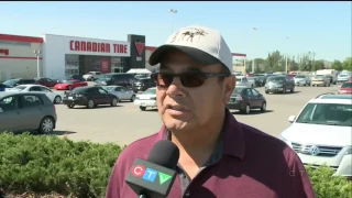 Regina man livestreams incident in Canadian Tire