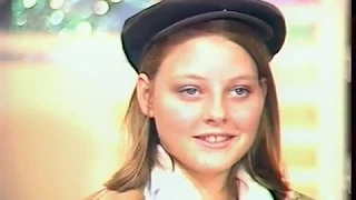 Jodie Foster imitates Jean Yanne (1977)