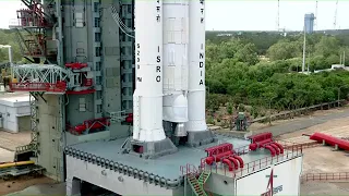 ​@isroofficial5866 ने श्रीहरिकोटा के सतीश धवन अंतरिक्ष केंद्र से #Chandrayaan3 मिशन लॉन्च किया