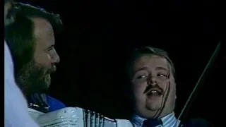 Benny Andersson & Orsa Spelmän - Klinga Mina Klockor (Hyllningsfest till Cornelis 1988)