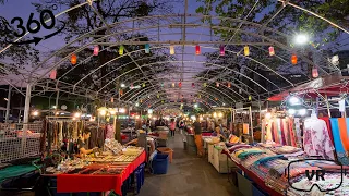 360° VR Picture+: At The Night Market