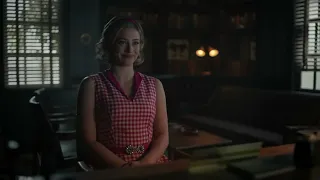 Betty Thinks About Making Out With Everyone - Riverdale 7x09 Scene