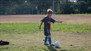 THE 8 YEAR OLD MESSI (RARE FOOTAGE) !!