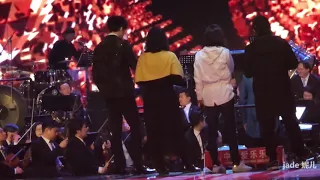 [DDV] Dimash 04/10 Belt and Road concert rehearsing with orchestra (click cc for Eng Sub)