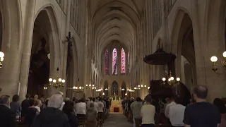 Mass held for French general in charge of Notre Dame renovation