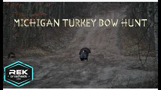 Michigan Archery Turkey Hunt - Self Filmed (Birds at 7 yards!)