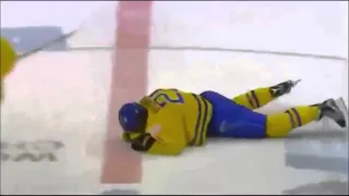 WORLD JUNIORS 2016 | HIT ON WILLIAM NYLANDER