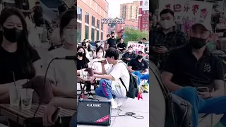 Met a good little brother on the street and sang GE QIAN #chinaviralshortvideo #geqian