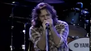 Pearl Jam - I Believe In Miracles