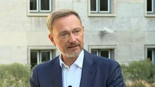 Lindner: Staat sollte nicht steuerlich von Inflation profitieren | AFP