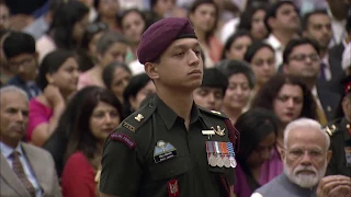 President presents Shaurya Chakra to Major Rohit Lingwal