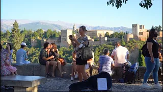 Mirador San nicolas Albaicin en Granada (Alhambra), rumba improvisada con Gitanos
