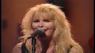 Lita Ford - Kiss Me Deadly + Interview (Arsenio Hall 19 02 93)