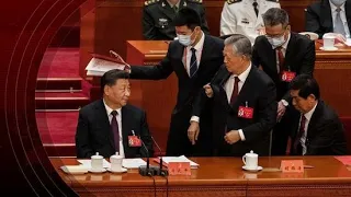 L'ex-président chinois Hu Jintao expulsé de la cérémonie de clôture du Congrès du PCC