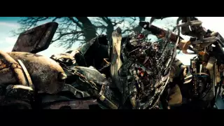 Transformers: El lado oscuro de la luna (2011) Megatron en Africa (HD latino)
