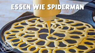 Spiderman würde hier zugreifen! | Herzhafte Pfannkuchen mit Spinnennetz-Muster | Halloween Pancakes