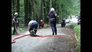 Löschangriff der Feuerwehr Naundorf in Uhyst 2011