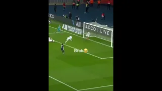Funnies own goal 🤣🤣🏆#fyp #foryou #football #foryoupage #psg #owngoal #funny...