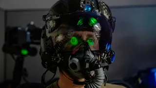 F-35 Pilot Wears $400,000 Super Advanced Helmet for the First Time