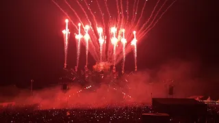 Q-Base 2018 ~ The Final Mission Mainstage Endshow, viewers - VIP