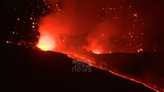 Top News - Shpërthimet e Etnës / Mbyllet hapësira ajrore përreth vullkanit