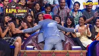 हस्ते हस्ते पीछे वाली लड़कियों पर गिर गए सिद्धू पाजी | Best Of The Kapil Sharma Show