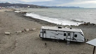 Новый кемпинг на Черном море, почти как за границей. Но чуть чуть надо кое что доделать