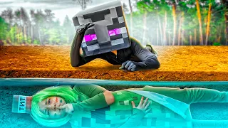 Creeper Girl is home alone against Enderman! Extreme hide and seek in Minecraft house!