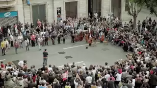 Som Sabadell flashmob - BANCO SABADELL