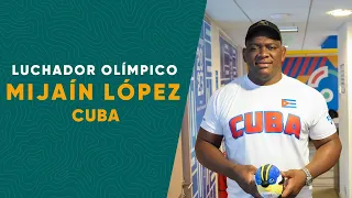 El cuatro veces campeón olímpico, Mijaín López, visitó la corporación #Santiago2023 🤼‍♂️🌟