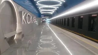 Поезд Москва 2019 (81 765.4) прибывает на станцию Окская