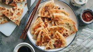 How to Make Chinese Scallion Pancakes (recipe) 葱油饼