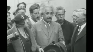 Albert Einstein, Arrives in America 1930