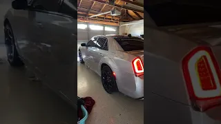 2020 Chrysler 300s v8 HEMI              Warm start 😈