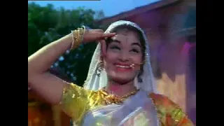 Layi Hai Hazaron Rang Holi I Asha Bhosle | Phool Aur Patthar--1966